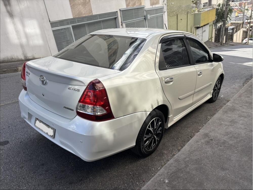 Toyota Etios Sedan