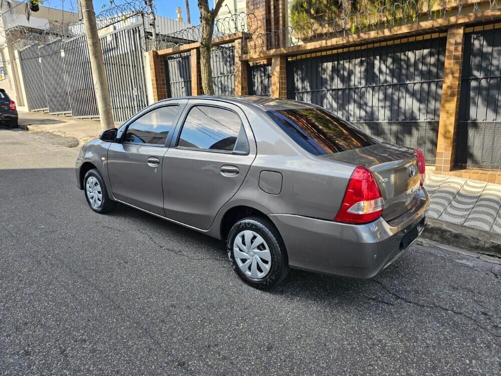 Toyota Etios Sedan