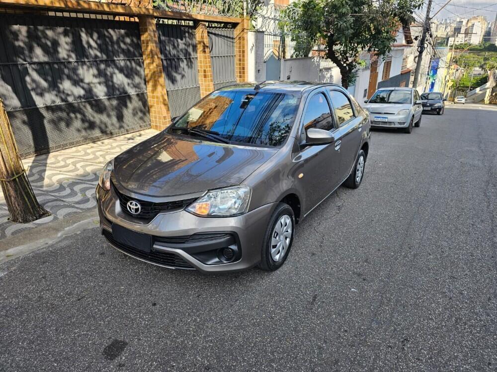 Toyota Etios Sedan