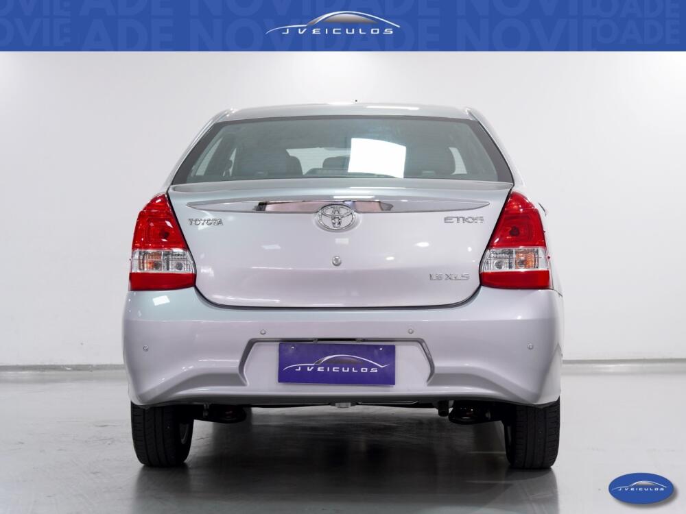Toyota Etios Sedan