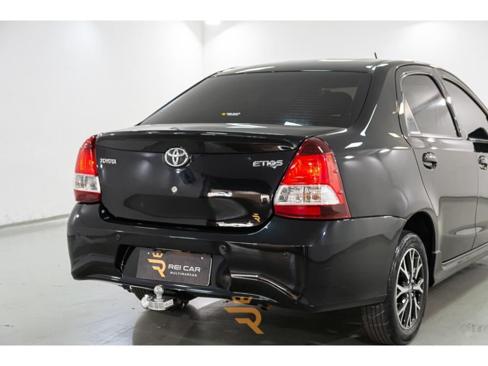 Toyota Etios Sedan