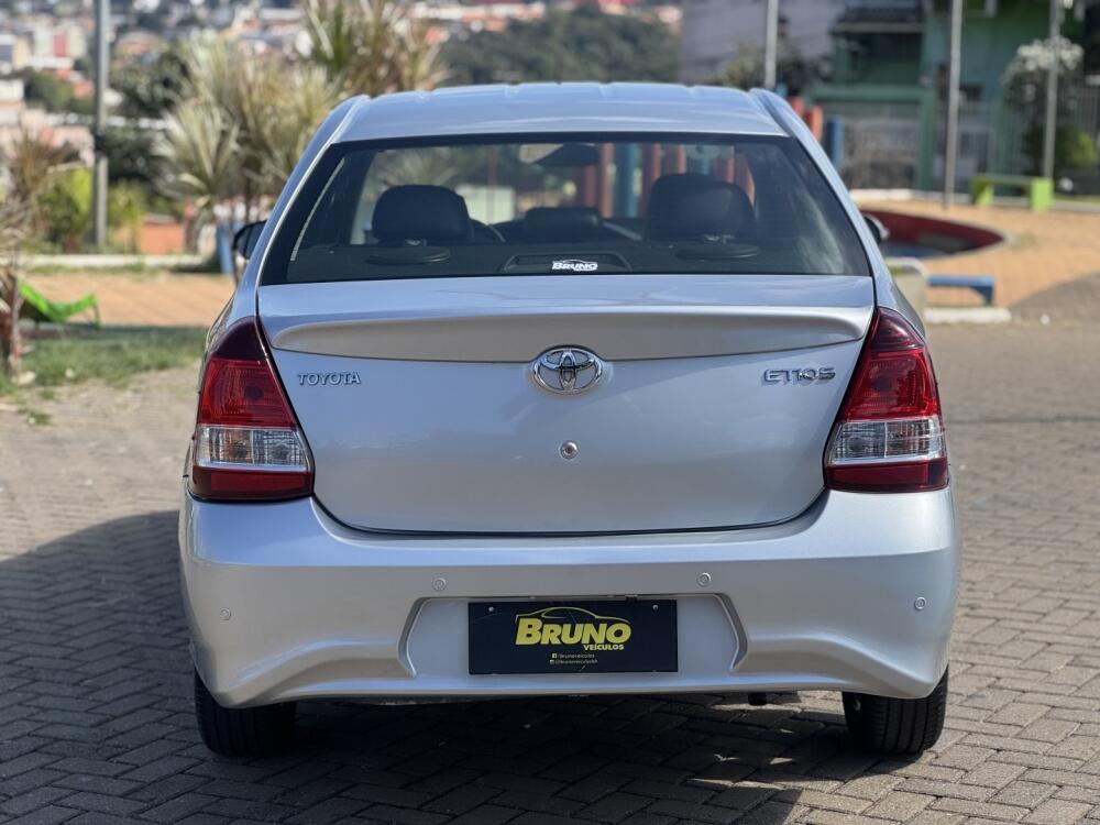 Toyota Etios Sedan