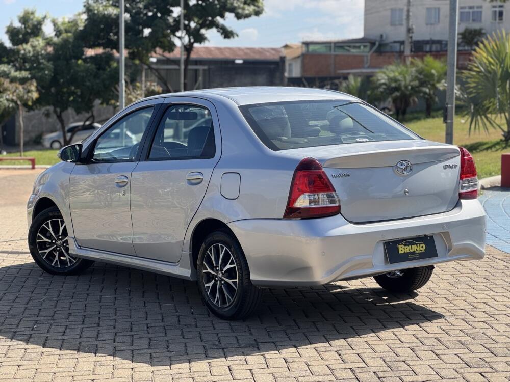 Toyota Etios Sedan