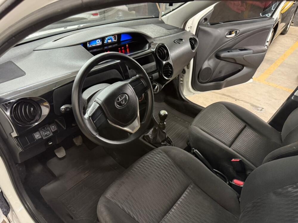 Toyota Etios Sedan