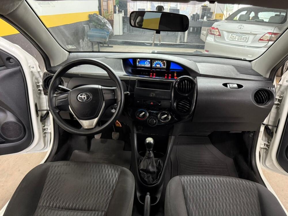 Toyota Etios Sedan