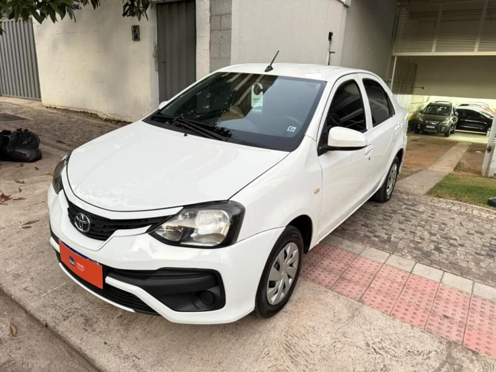Toyota Etios Sedan