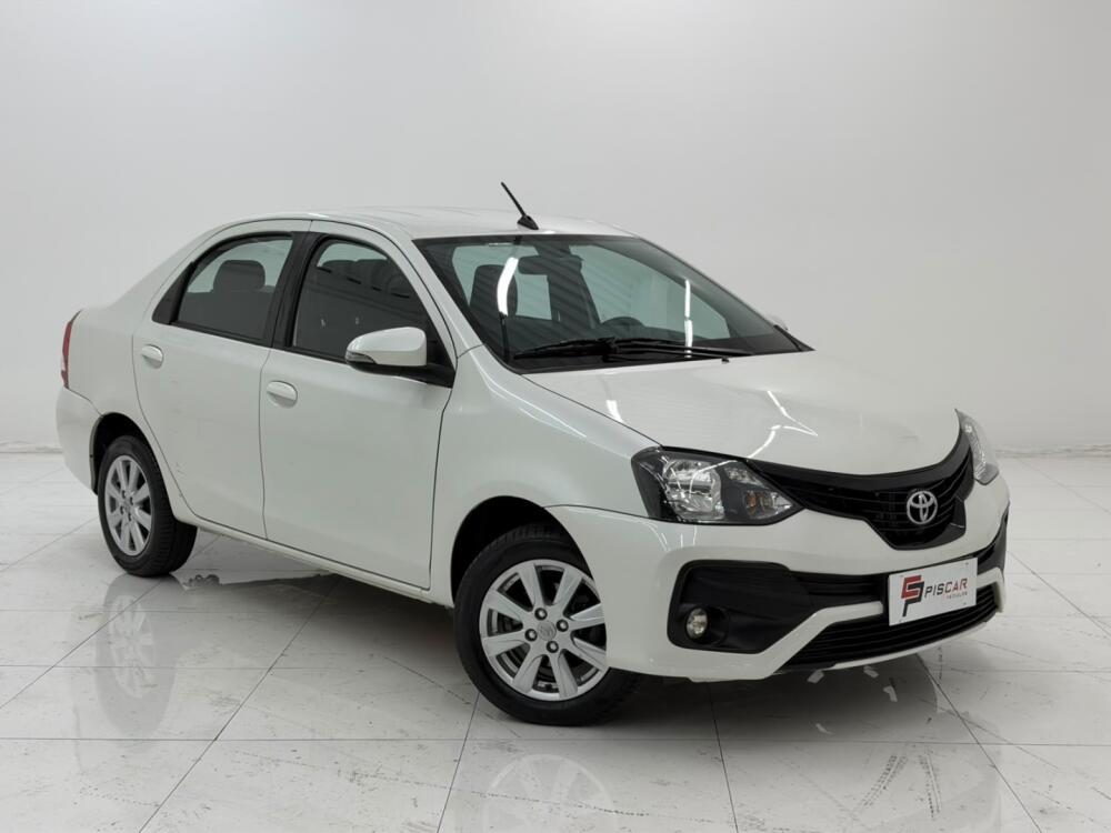 Toyota Etios Sedan