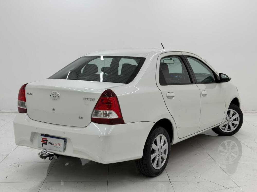 Toyota Etios Sedan