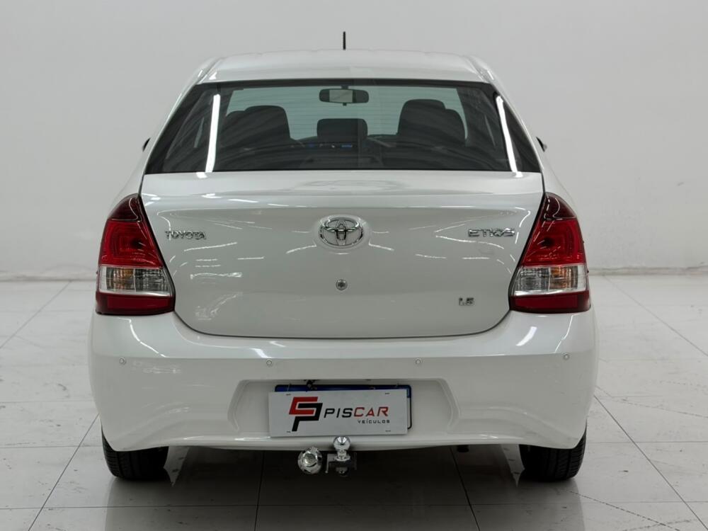 Toyota Etios Sedan