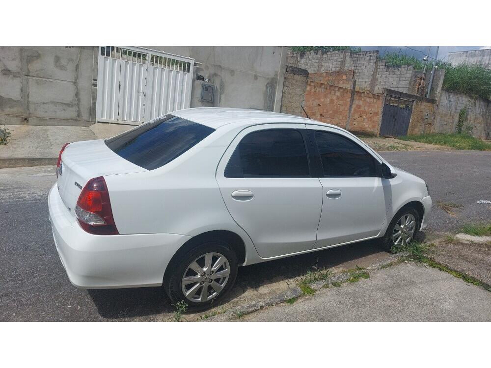 Toyota Etios Sedan