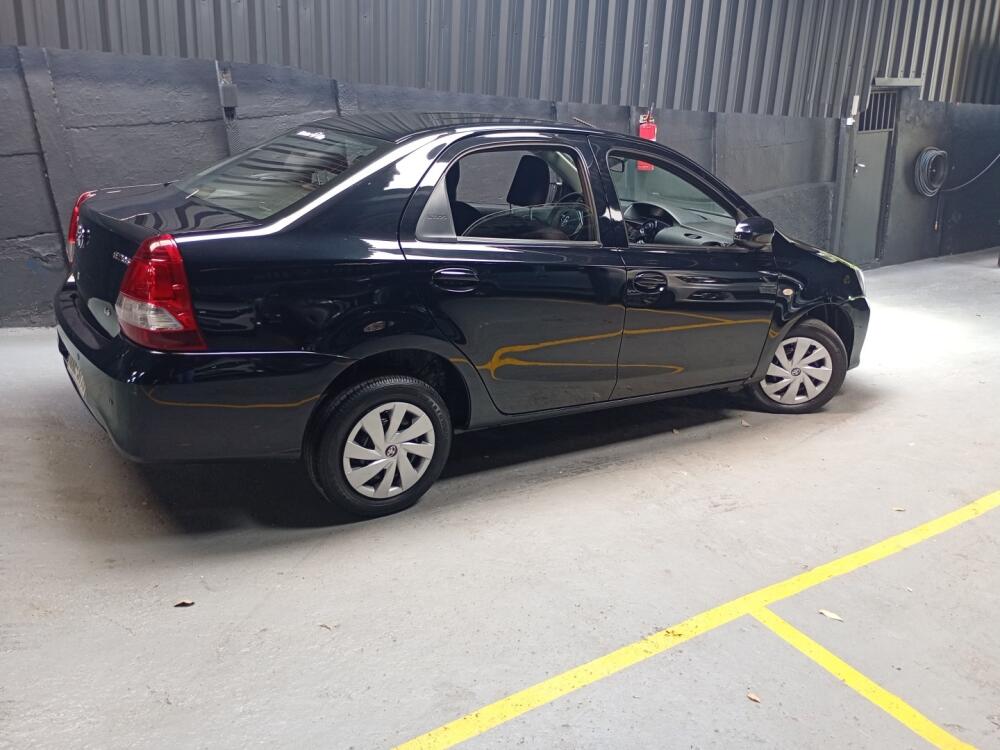 Toyota Etios Sedan