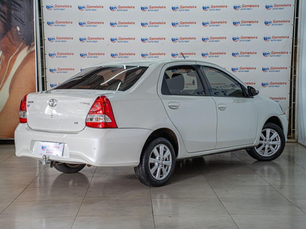 Toyota Etios Sedan