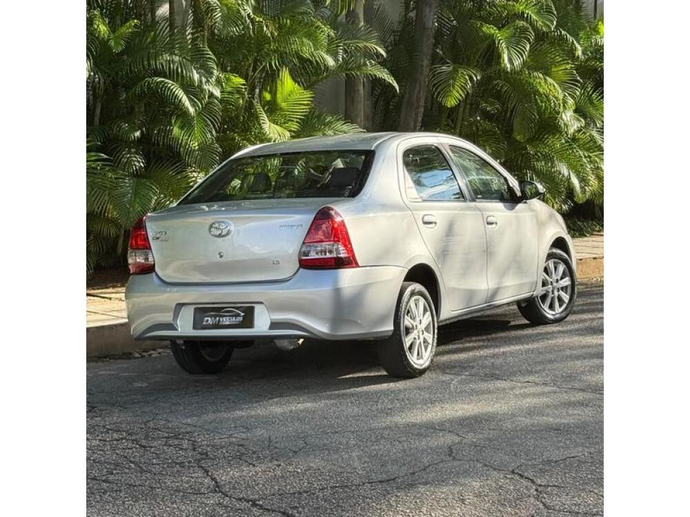 Toyota Etios Sedan