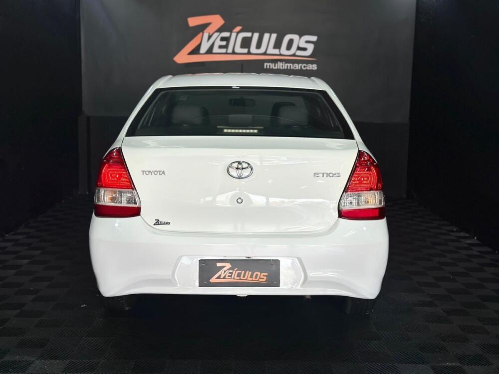 Toyota Etios Sedan