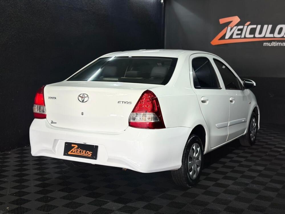 Toyota Etios Sedan