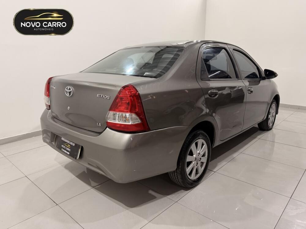 Toyota Etios Sedan