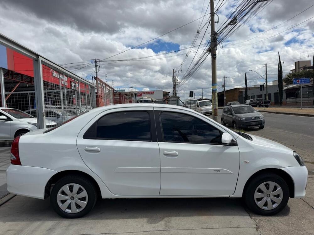 Toyota Etios Sedan