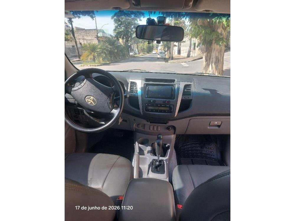 Toyota Hilux CD