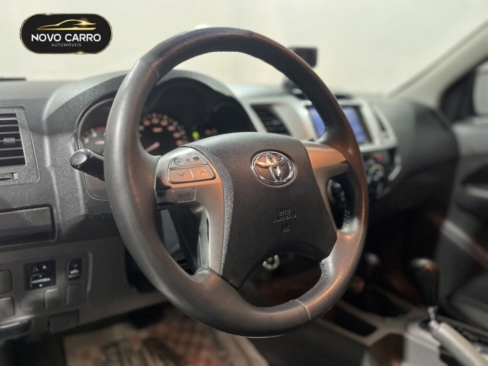 Toyota Hilux CD