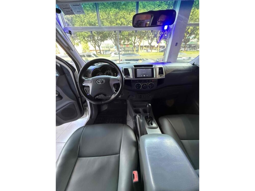 Toyota Hilux CD