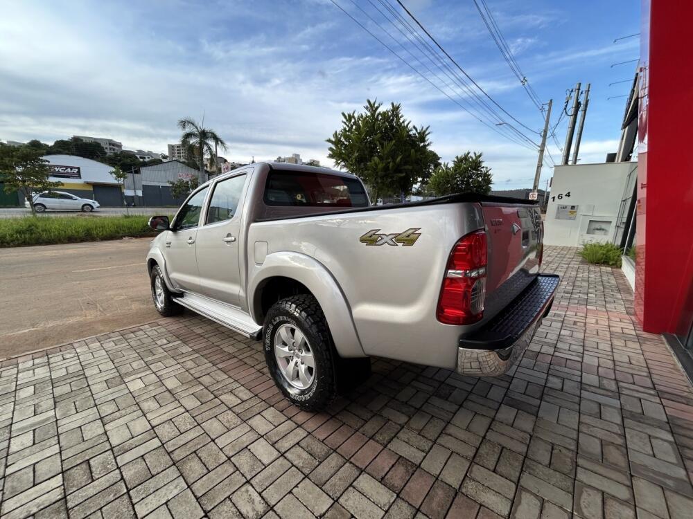 Toyota Hilux CD