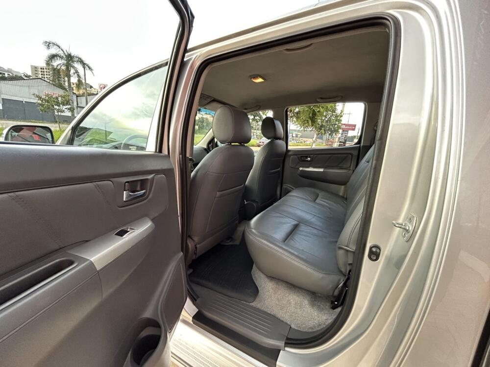 Toyota Hilux CD