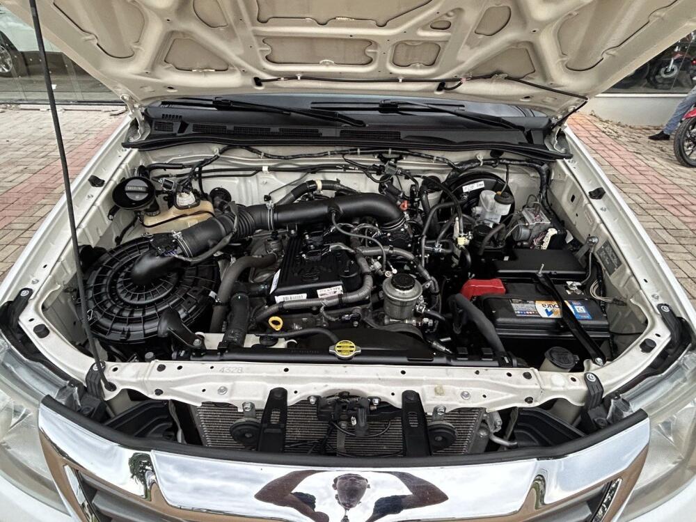 Toyota Hilux CD