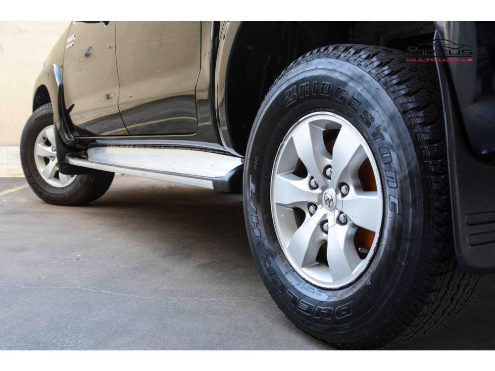 Toyota Hilux CD