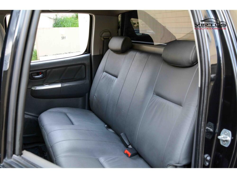 Toyota Hilux CD