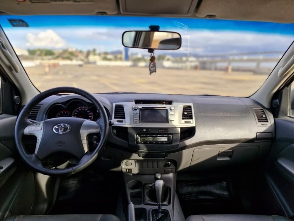 Toyota Hilux CD