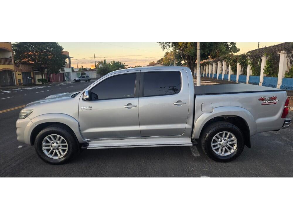 Toyota Hilux CD