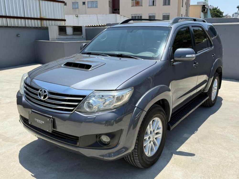 Toyota Hilux CD