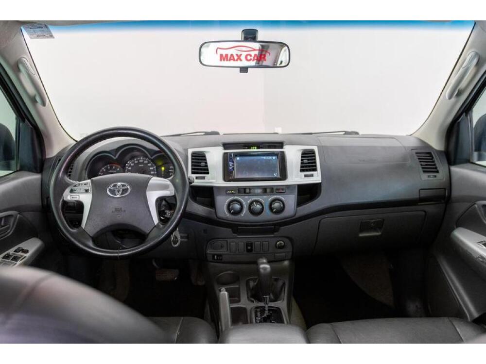 Toyota Hilux CD
