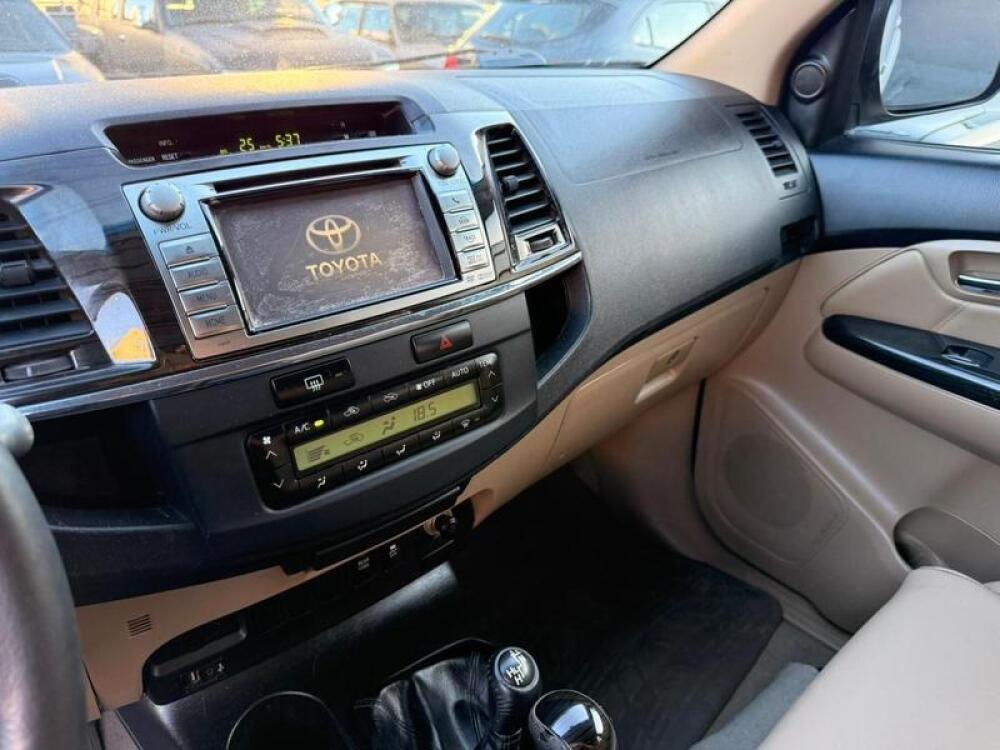 Toyota Hilux CD