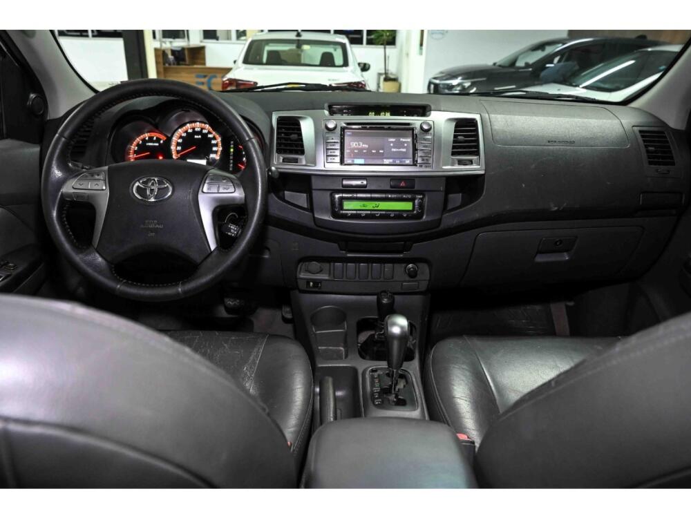 Toyota Hilux CD