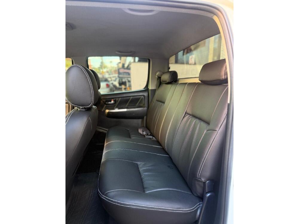 Toyota Hilux CD