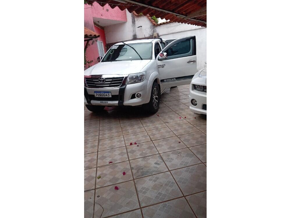 Toyota Hilux CD