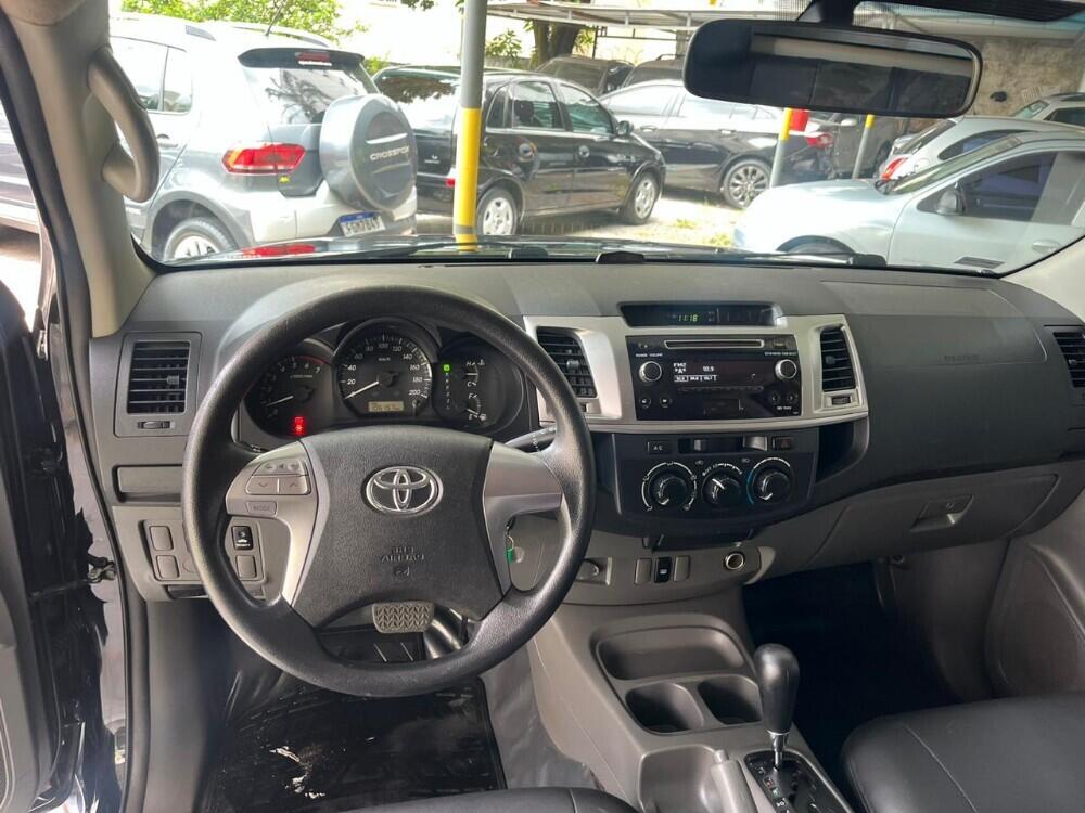 Toyota Hilux CD