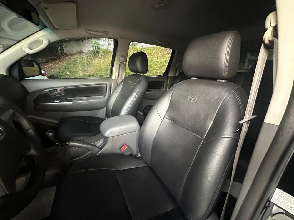 Toyota Hilux CD