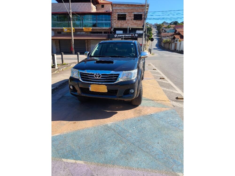 Toyota Hilux CD