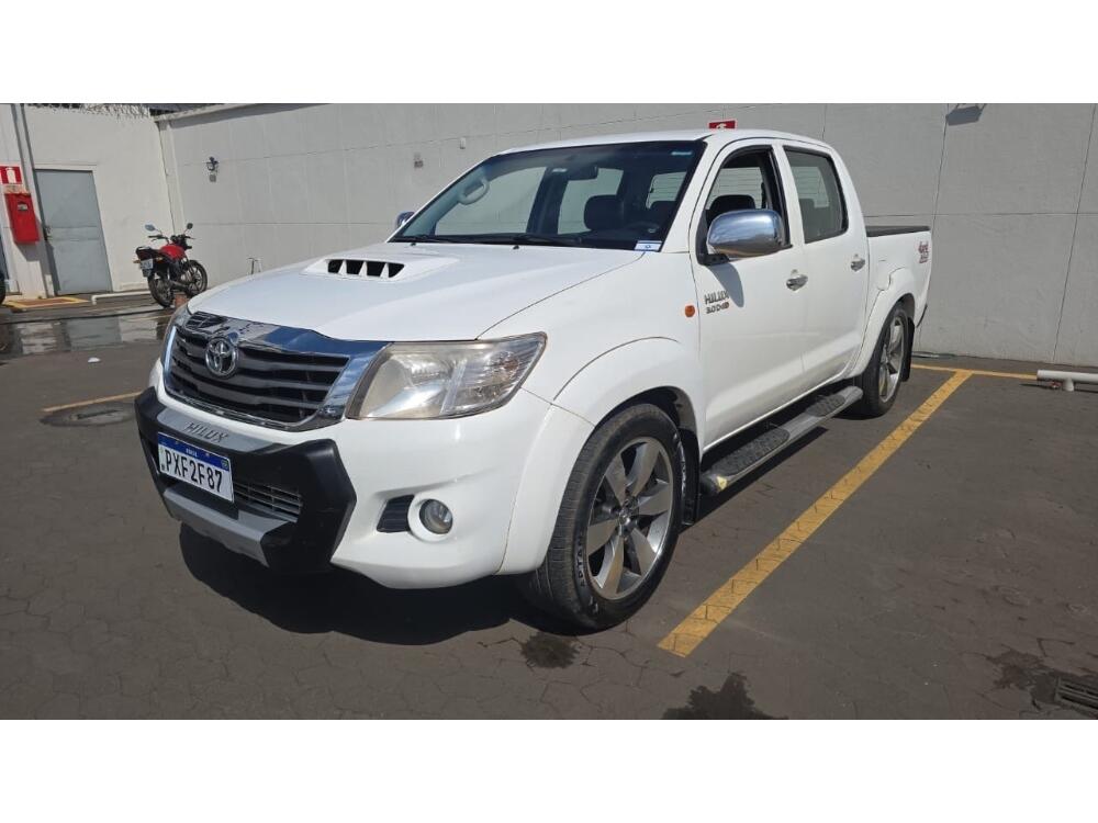Toyota Hilux CD
