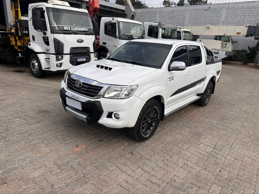 Toyota Hilux CD