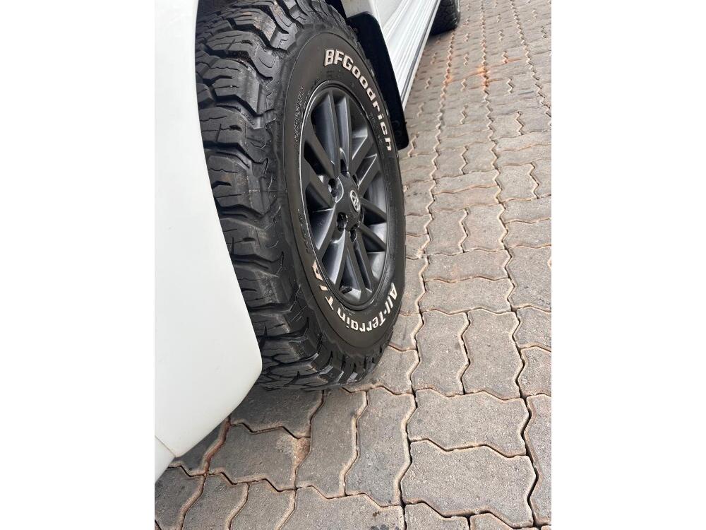 Toyota Hilux CD