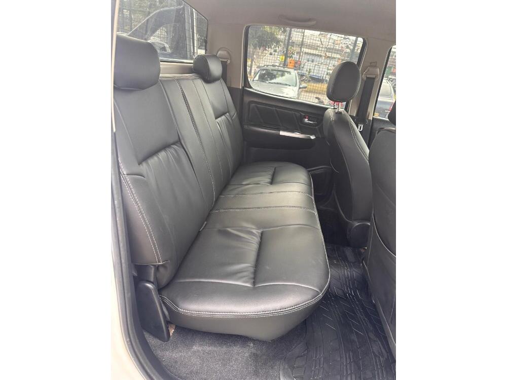 Toyota Hilux CD