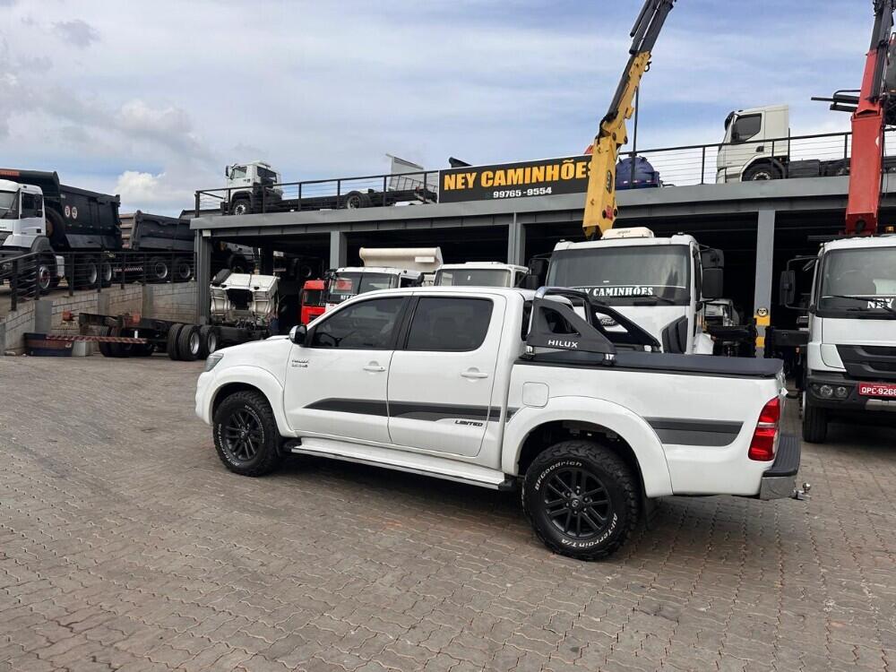 Toyota Hilux CD
