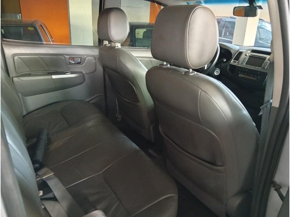 Toyota Hilux CD