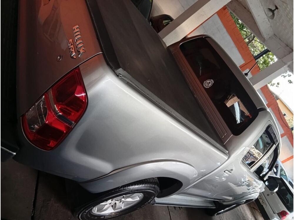 Toyota Hilux CD
