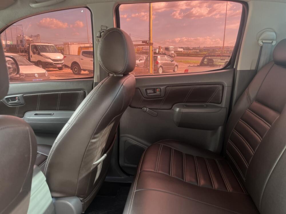 Toyota Hilux CD