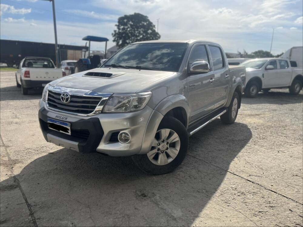 Toyota Hilux CD
