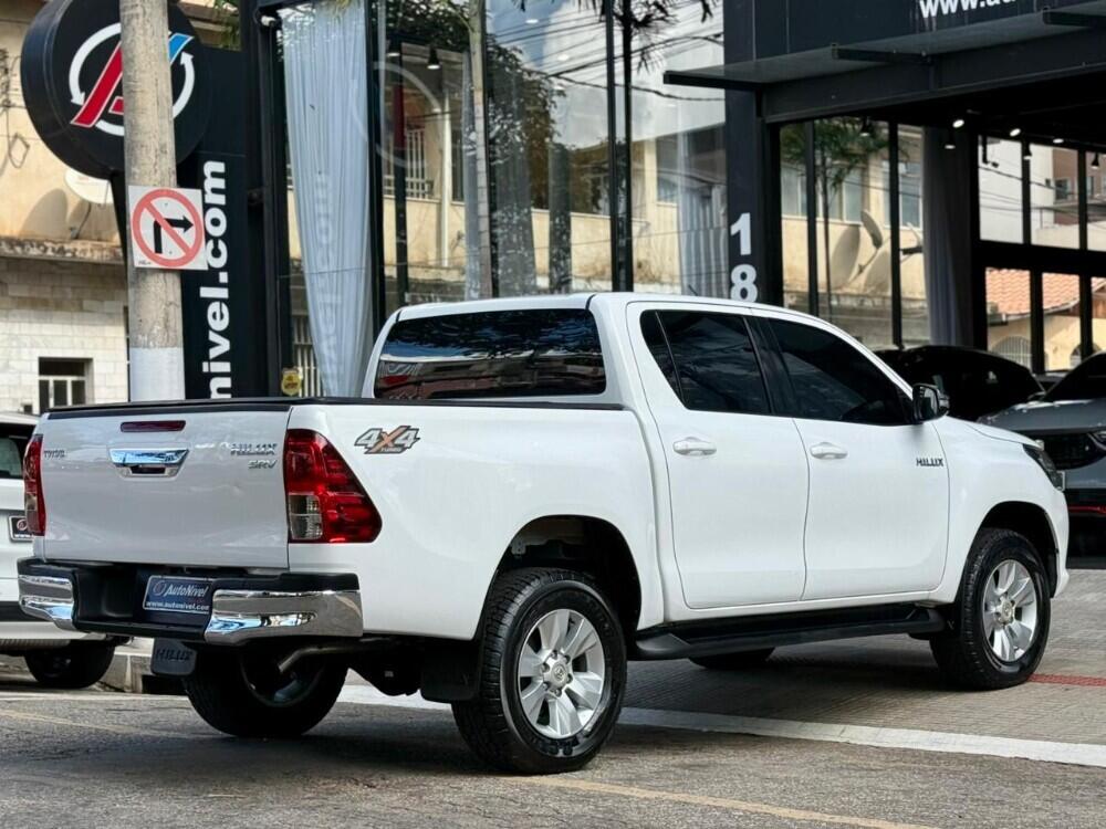 Toyota Hilux CD